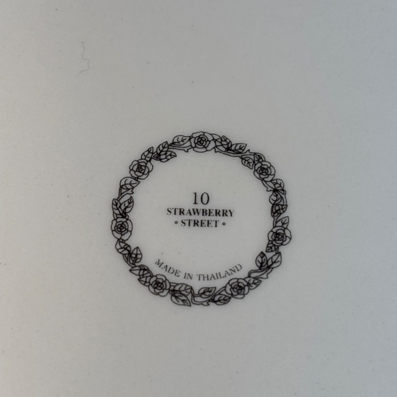 10 Strawberry Street White Creamer Sauce Server Basket Weave Porcelain 3.5” - Picture 7 of 9